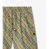 Badehose mit Karomuster