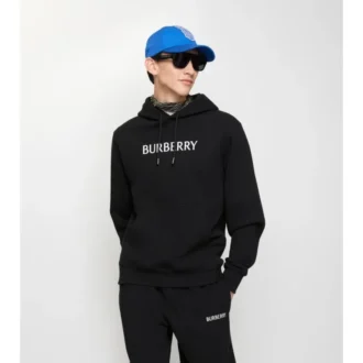 baumwoll hoodie mit logo 2 330x330 - Baumwoll-Hoodie mit Logo