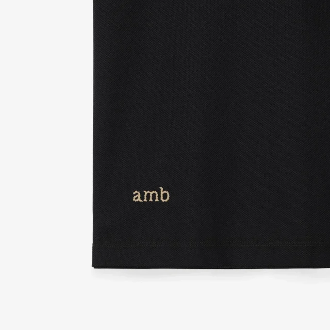 Baumwoll-Poloshirt mit Logo am Kragen