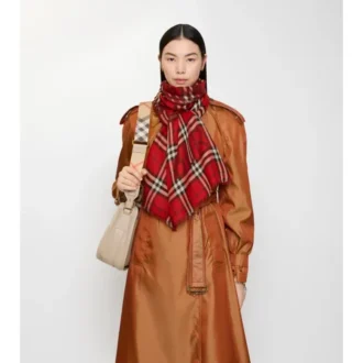 Breiter Schal aus Wolle und Seide mit EKD-Karomuster