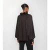 Geometrische Seidenbluse