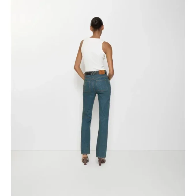 Hoch geschnittene Bootcut-Jeans