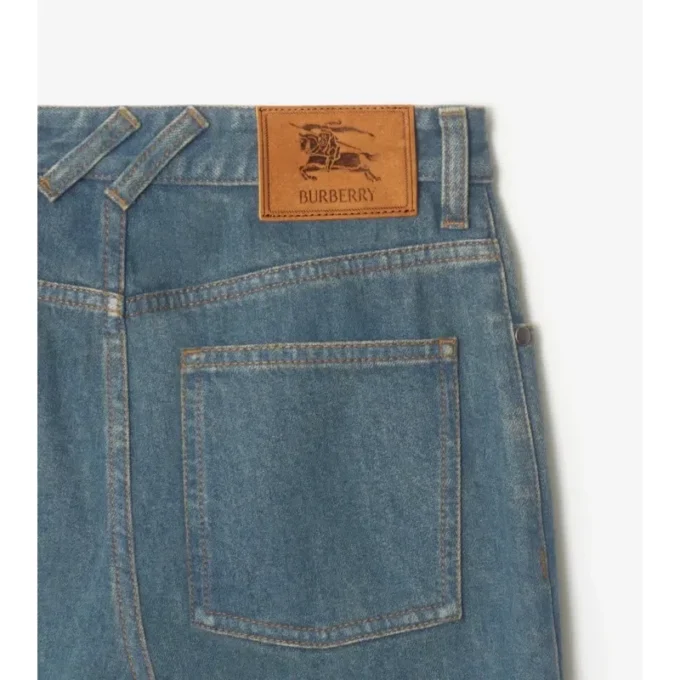 Jeans mit mittlerer Leibhöhe und geradem Schnitt