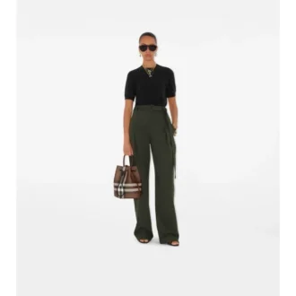 Kleine Bucket Bag mit Karomuster