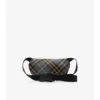 Kleine Gürteltasche mit Karomuster