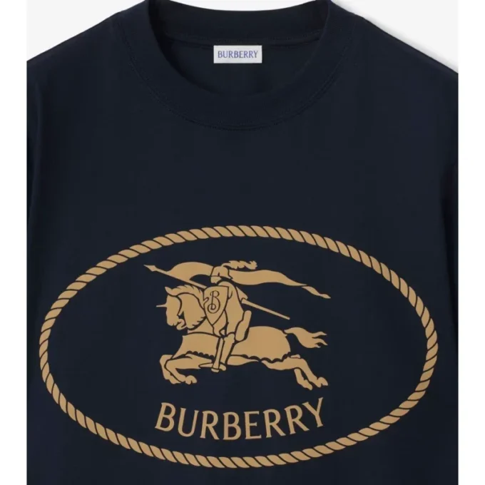 Knight-Stamp-Baumwoll-T-Shirt