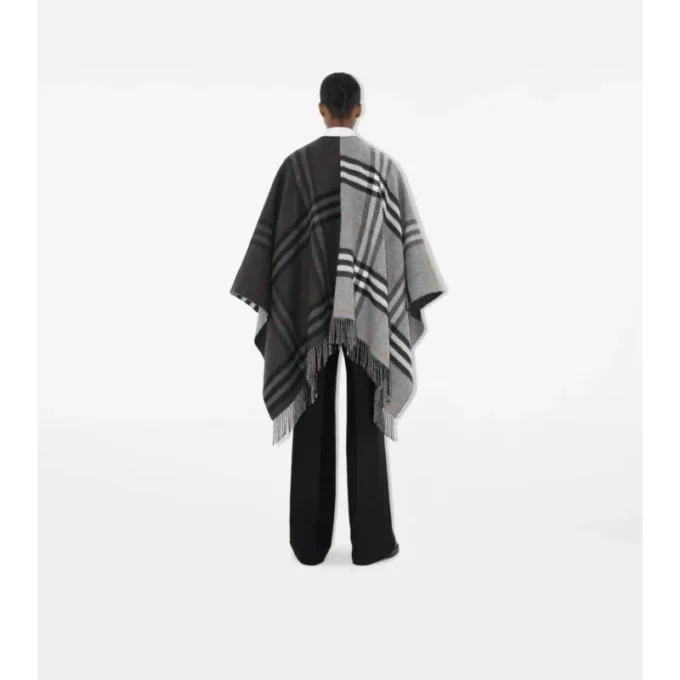 Kontrastkariertes Cape aus Woll-Kaschmir-Jacquard