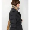 Kurzer Nylon-Daunenmantel mit Kapuze
