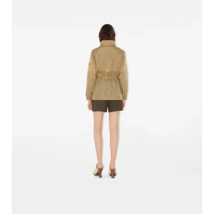 Kurzer Nylon-Parka mit Karomuster