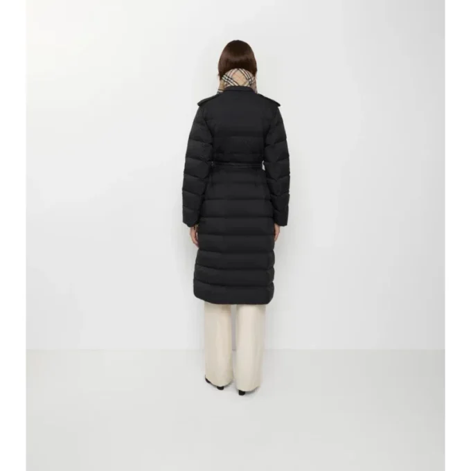 Langer Nylon-Daunenmantel mit Kapuze