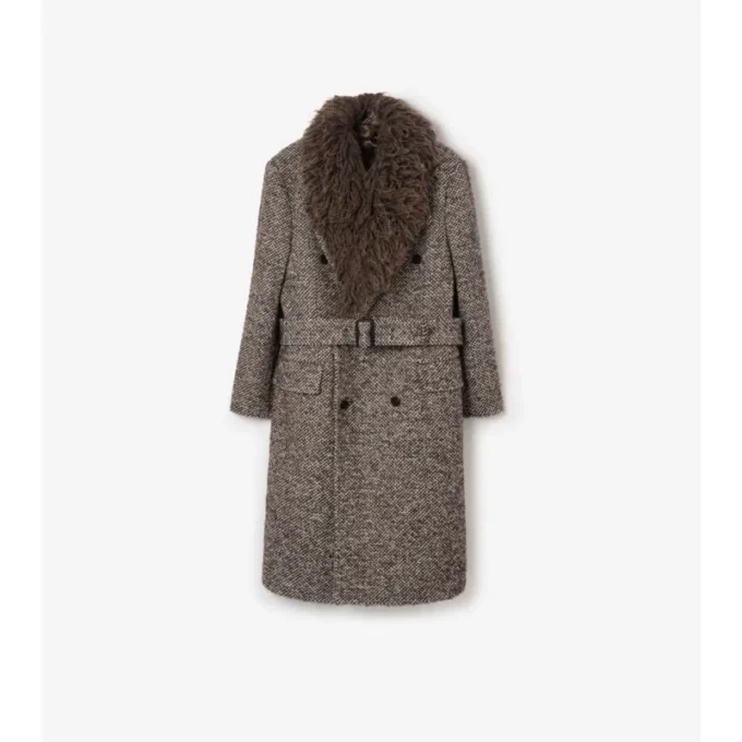 Maßgeschneiderter Mantel aus einer Woll-Mohair-Mischung