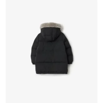 Nylon-Daunenmantel mit Kunstfellbesatz