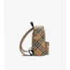Rucksack mit kleinem Karomuster