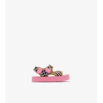 Sandalen mit Karomuster