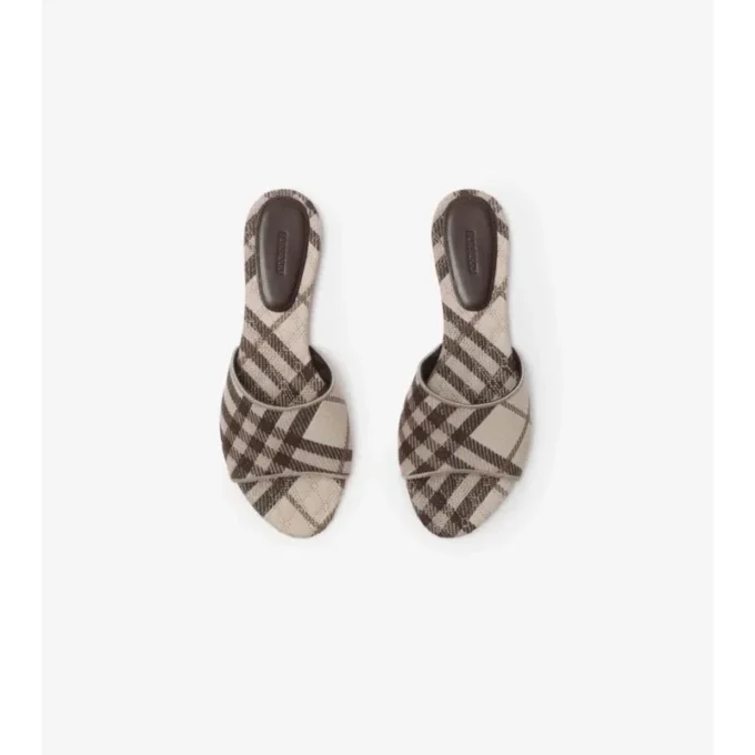 Sloane Slides ansehen 