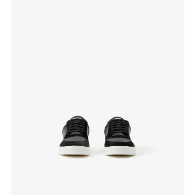 Sneaker aus Leder, Wildleder und Karomuster