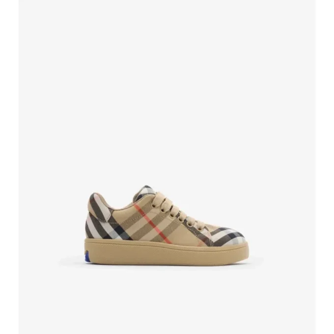 Sneaker mit Karomuster