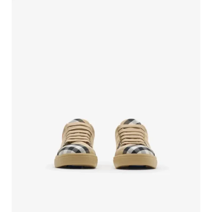 Sneaker mit Karomuster