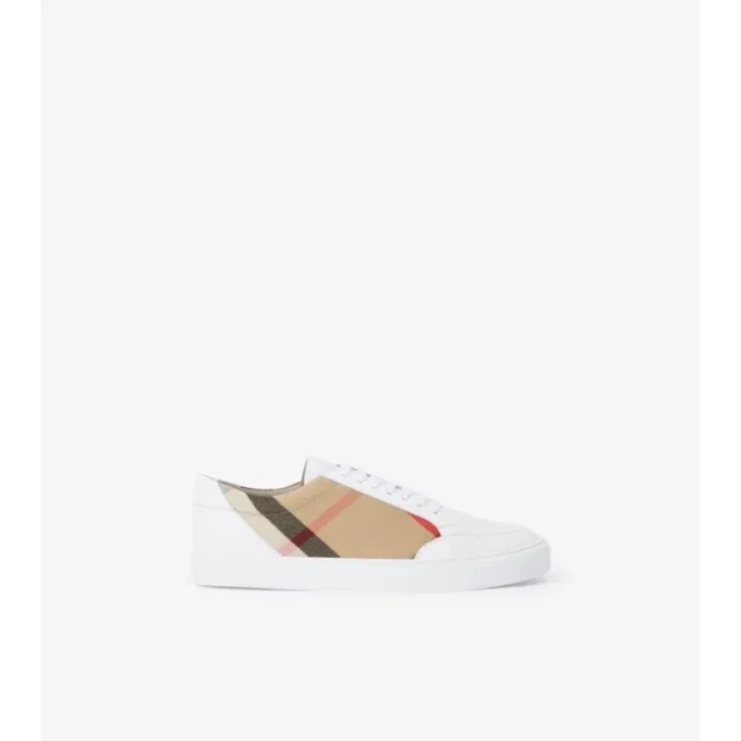 Sneaker mit Karomuster und Leder