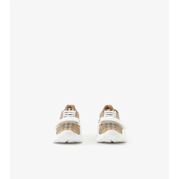 Sneaker mit Karomuster und Leder