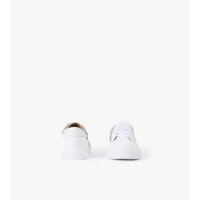 Sneaker mit Karomuster und Leder
