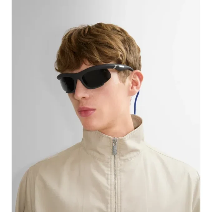 Sportliche Sonnenbrille