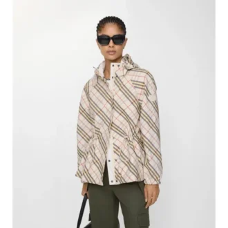 Wendbare Karojacke mit Kapuze