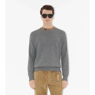 Wollpullover mit Karomuster